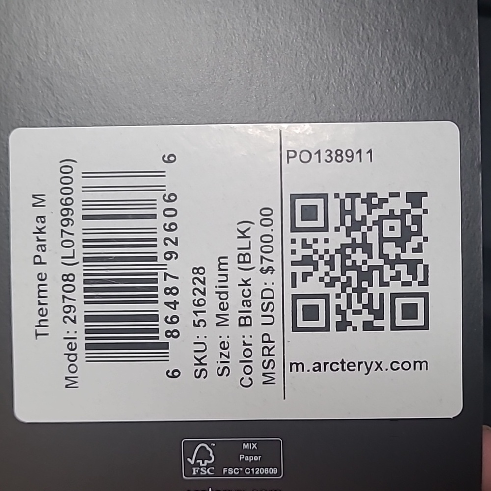Arc'teryx Therme Parka Men's - Black - Season Pre-2025 - Picture 12 of 12